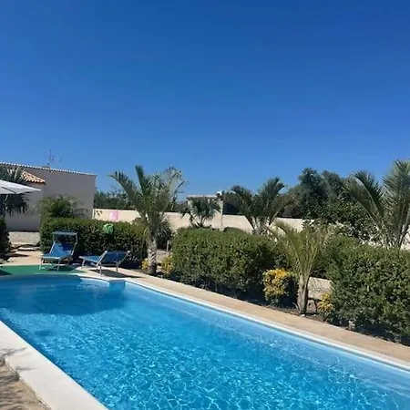 Il Giardino Di Marta - Casa Vacanze Contrada Maeggio